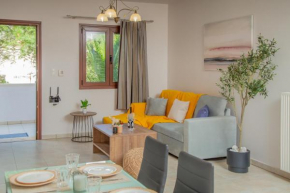 Cozy Apartment With Outside Space & Garden